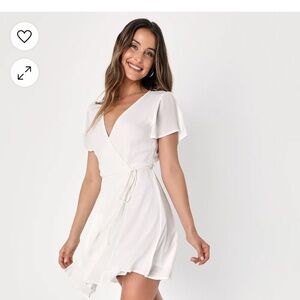 Lulus white wrap dress NWT XS